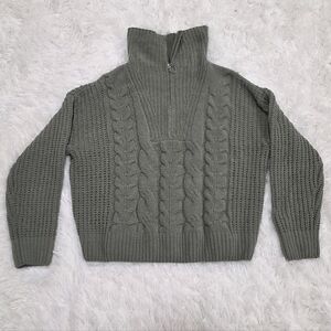 Hippie Rose -Cropped Sweater -Color Olive Green. Size L